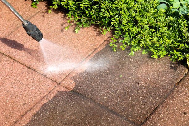 Pressure Washing Contractors in Inglis, FL